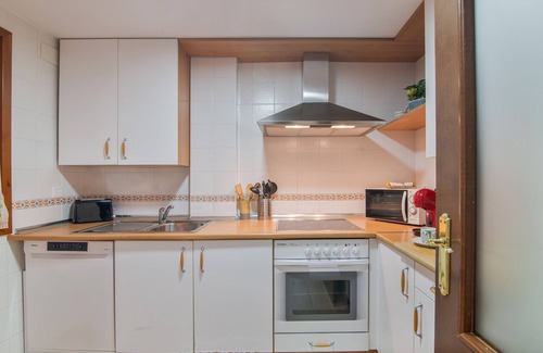 Costa Esuri Apartment | Apartment 'Saadia Golf and Beach' with Shared Pool, Wi-Fi and Air Conditioning