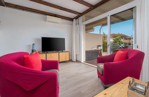 S'Agaro Apartment | Apartment "Sagarona Beach" with Shared Pool & A/C