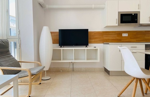 San Roque Apartment | Apartment 'San Nicolás' with Balcony and Wi-Fi