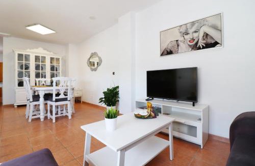 Nerja City Centre Apartment | Apartment Sanjuan18 with Hot Tub SpainSunRentals 1155