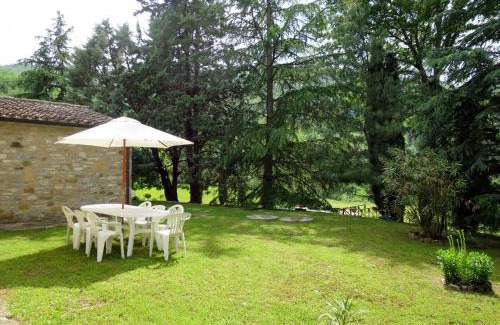 Lisciano Niccone Apartment | Apartment Scoiattolo by Interhome