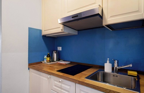 Manarola Apartment | Apartment 'Seashell' with Sea View and Wi-Fi