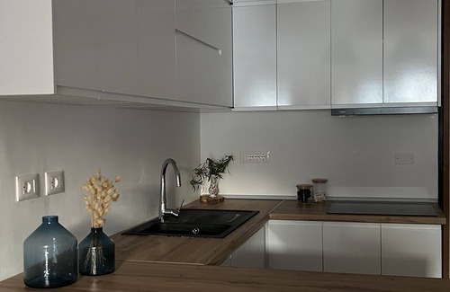 Vlore Apartment | Apartment seaview 12 min walk from National Museum of Independence Vlorë Albania