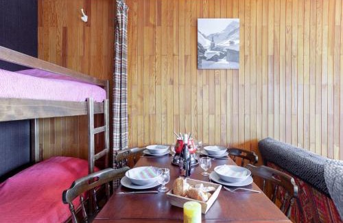 La Toussuire Apartment | Apartment Simiane-2 by Interhome