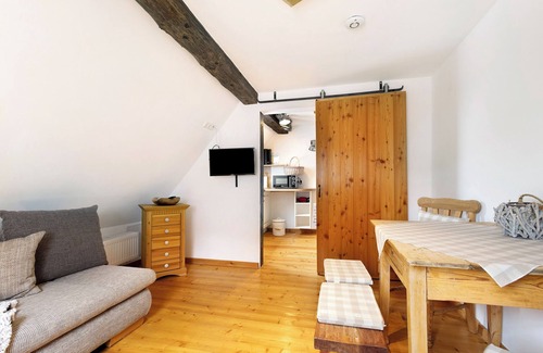 Waischenfeld Apartment | Apartment 'Stub'n Balbine' with Shared Terrace and Wi-Fi