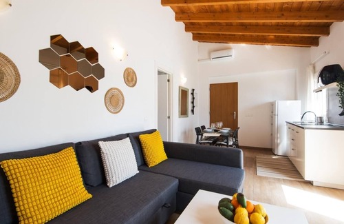 Churriana Apartment | Apartment -style house- with private garden next to TORREMOLINOS