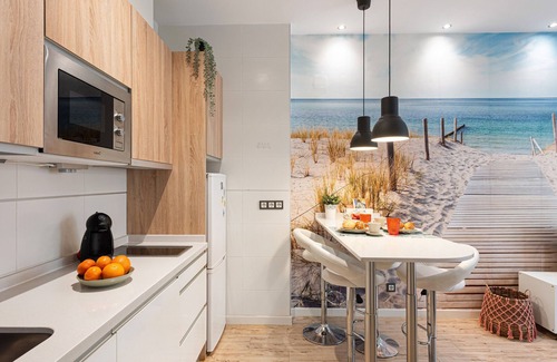 Centro Apartment | Apartment 'Suite Jinetes' with Shared Pool, Wi-Fi and Air Conditioning
