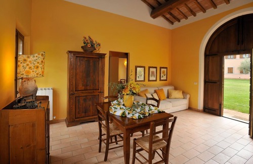 Corciano Other | Apartment SUNFLOWER (Agriturismo Il Corniolo)