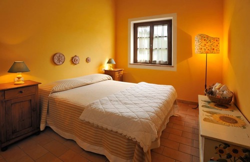 Corciano Other | Apartment SUNFLOWER (Agriturismo Il Corniolo)