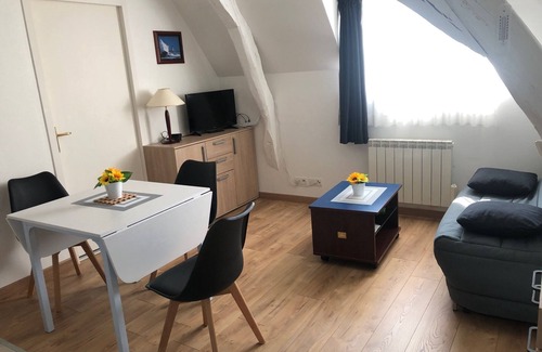 La Roche-Posay Apartment | Apartment swimming pool spa