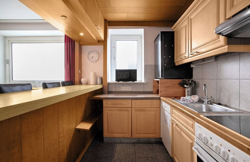 Tinnum Apartment | Apartment 'Sylt 3 Westerland' with Shared Garden and Wi-Fi