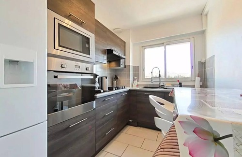La Londe-les-Maures Apartment | APARTMENT T2 4 PERSONS SUR LA LONDE
