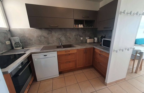 Giens Apartment | Apartment T2 + Mezzanine - Exceptional view - 300m plage de la Bergerie