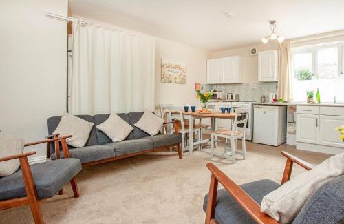 Roundham House | Apartment Three - Uk39836