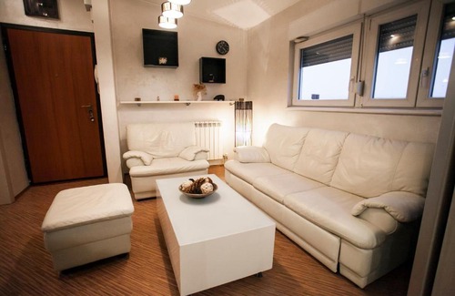 Vracar Apartment | Apartment Topflat