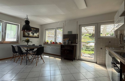 Sexau Apartment | Apartment 'Traumhaftes Übernachten Im Grünen' with Private Terrace, Wi-Fi and Air Conditioning