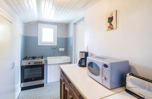 Benesse-Maremne Apartment | Apartment 'Très Confortable' with Shared Pool, Wi-Fi and Air Conditioning
