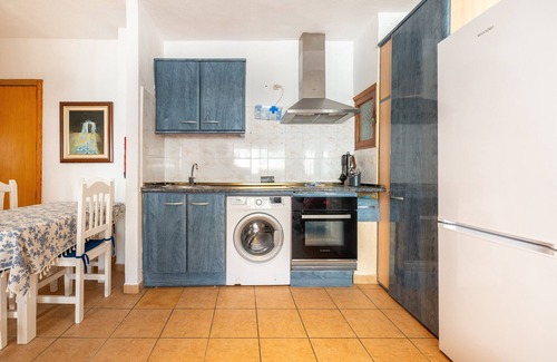 Es Pujols Apartment | Apartment 'Trilo 24' with Wi-Fi and Air Conditioning