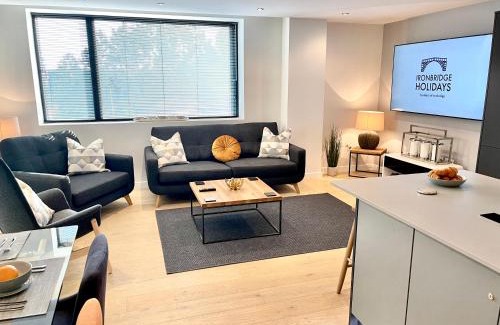 Shrewsbury Apartment | Apartment Twelve