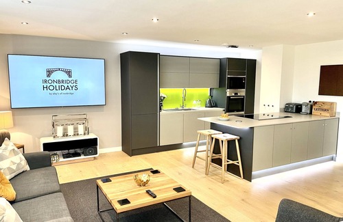 Shrewsbury Apartment | Apartment Twelve