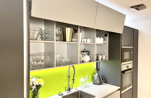Shrewsbury Apartment | Apartment Twelve