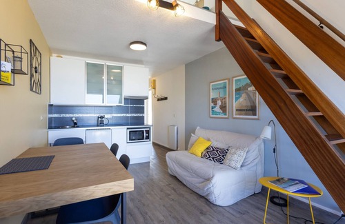 Perros-Guirec Apartment | Apartment 'Ty Fox By Madame Est Servie' with Sea View and Balcony