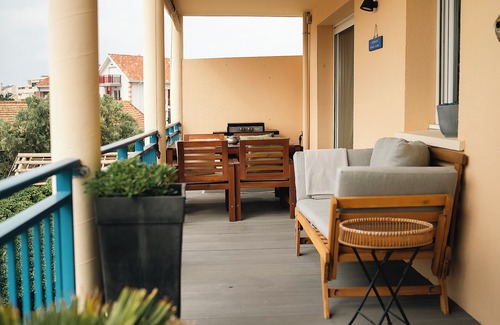Lacanau-Ocean Apartment | Apartment type T3, 100 meters from the beach, downtown.