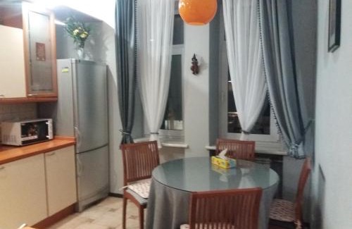 Shevchenkivs'kyi District Apartment | Apartment u Lidii in center of Kiev near railways station