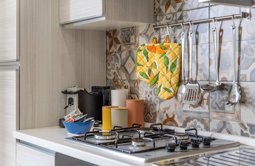 Cerasella Apartment | Apartment 'Ulivo' with Shared Terrace, Wi-Fi and Air Conditioning