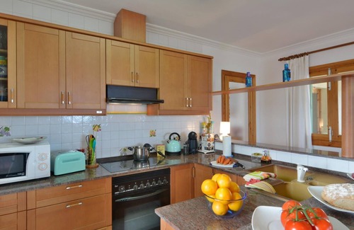 Son Serra de Marina Apartment | Apartment 'Verge De Lluc 3' with Sea View, Wi-Fi and Air Conditioning