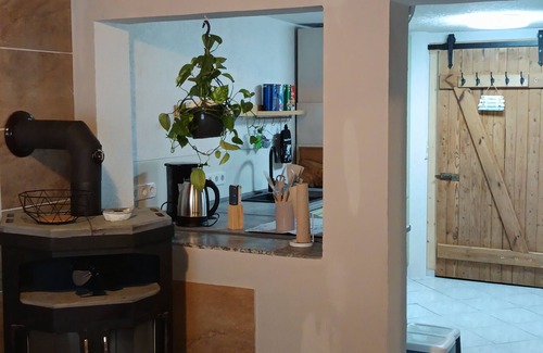 Wesenberg Apartment | Apartment 'Veronika' with Lake View, Private Terrace and Shared Garden