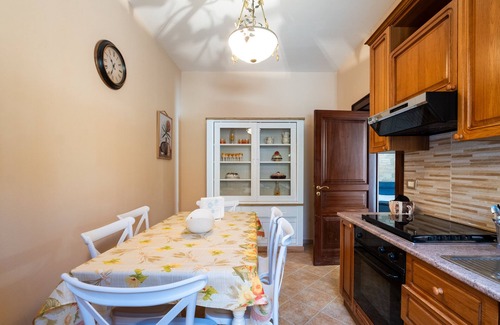 Melpignano Apartment | Apartment 'Villa Amalia' with Shared Pool, Private Terrace and Wi-Fi
