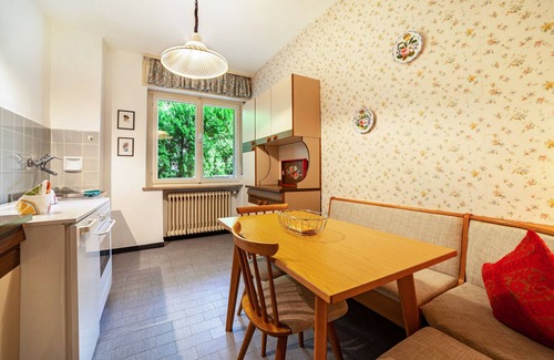 Merano Apartment | Apartment 'Villa Sabine - Anny' with Mountain View, Shared Garden and Wi-Fi