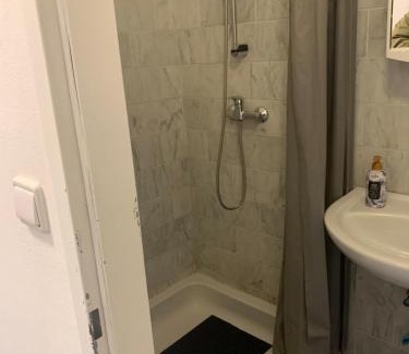 Meidling Apartment | Apartment vis á vis Schönbrunn with private parking