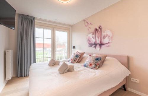 Blankenberge Apartment | Apartment Whispering Waves with parking & terrace by Interhome