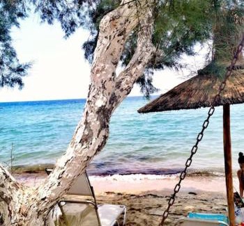 Perea Apartment | Apartment with 3 rooms just 1 min from the beach and free public parking