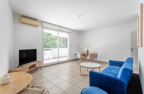 Saint-Tronc Apartment | Apartment with air conditioning near Porte dAix and Vieux Port