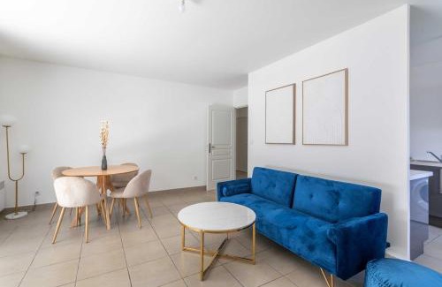 Saint-Tronc Apartment | Apartment with air conditioning near Porte dAix and Vieux Port