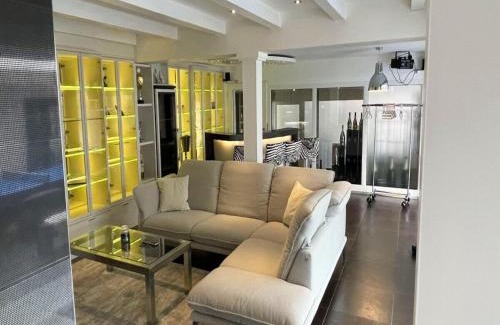 Kastellaun Apartment | Apartment with bar, recreation room in Kastellaun