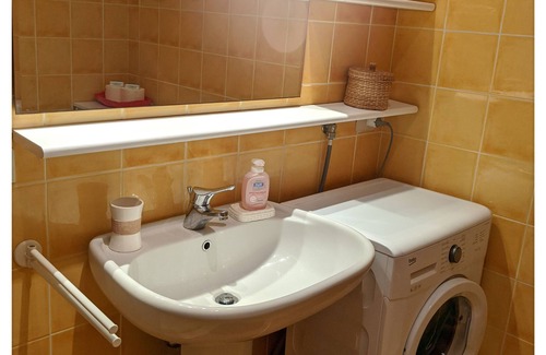 Varazze Apartment | Apartment with beautiful view with large terrace in a small condominium