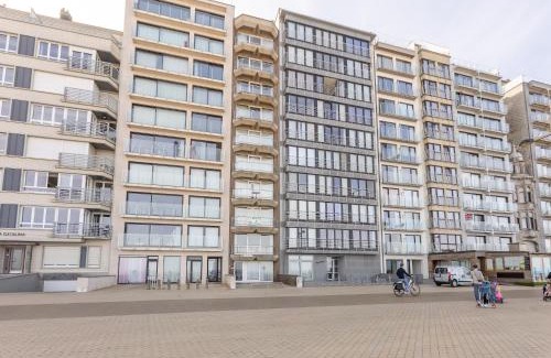Middelkerke Apartment | Apartment with cosy terrace