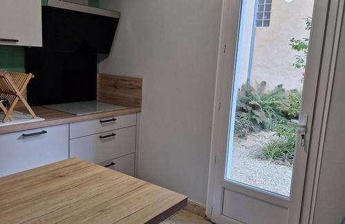 Sarlat-la-Caneda Historic Center Apartment | Apartment with private courtyard and parking in Sarlat town center