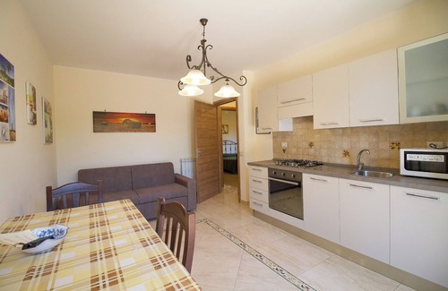 Trecastagni House | Apartment with Garden View