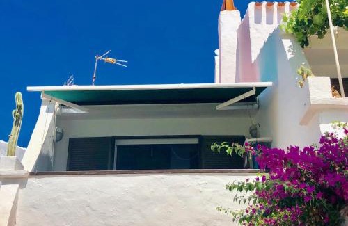 Cap d'Artrutx House | Apartment with great Sea View and Community Swimming Pool and private parking01