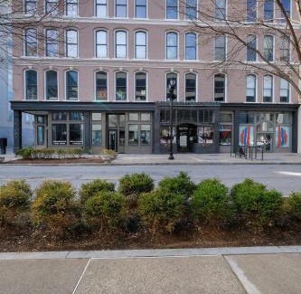Downtown Louisville Apartment | Apartment With King Bed In Downtown Louisville