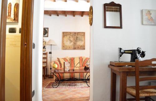 Montepulciano Apartment | Apartment with Little Arch