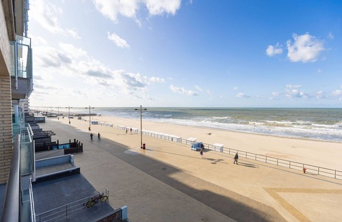 Middelkerke Apartment | Apartment with magnificent sea-view