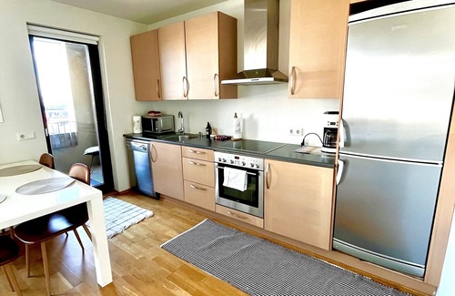 Vesturbær Apartment | Apartment with Ocean View, Downtown Reykjavik