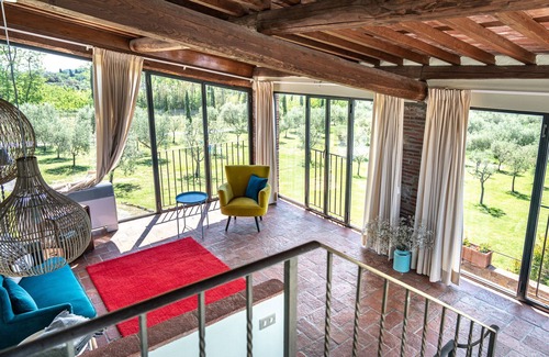 Capannori Apartment | Apartment with panoramic view and pool