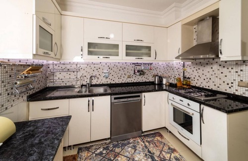 Kepez Apartment | Apartment with Panoramic City View in Kepez